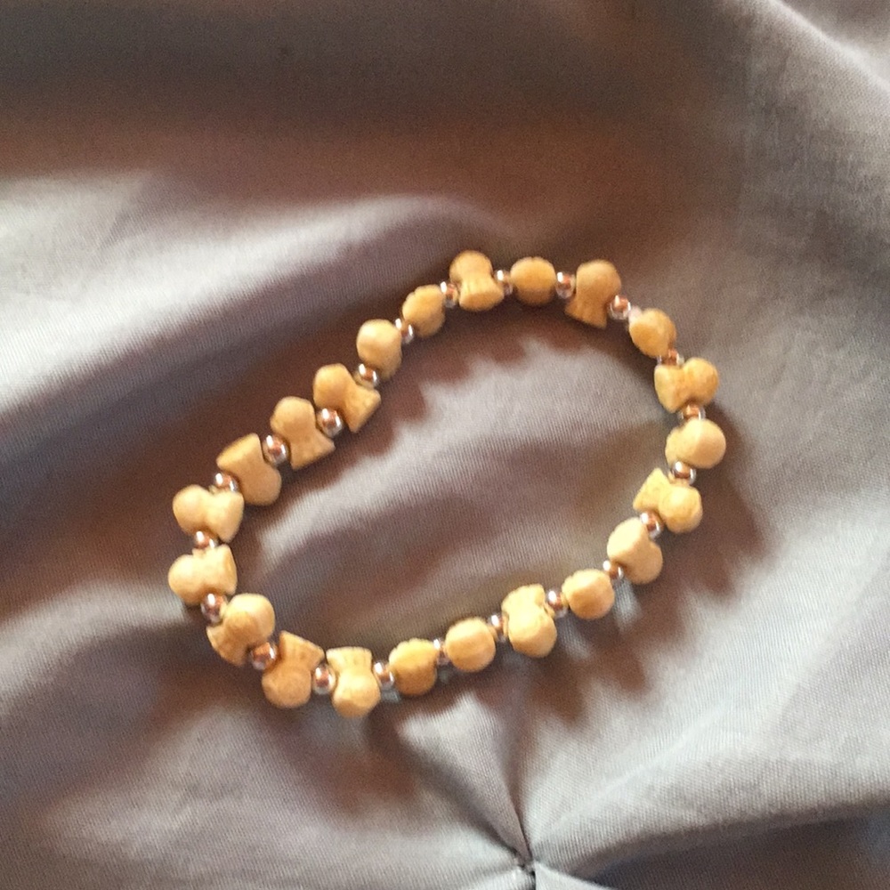 Bracelets - Picture 4 of 4